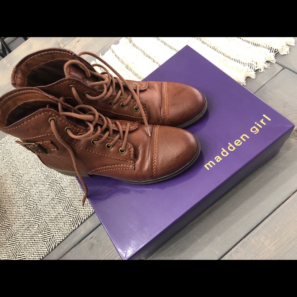 Madden girl shirt brown booties!